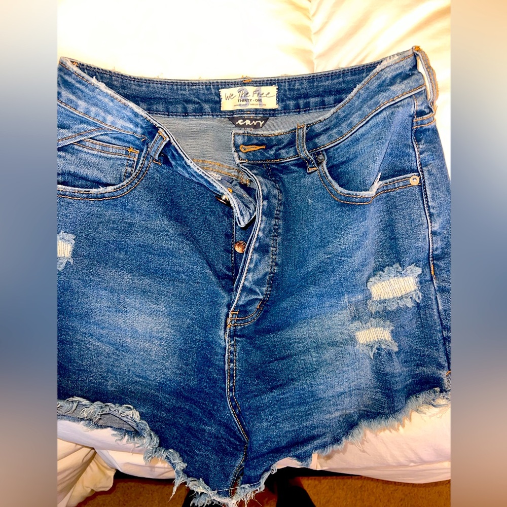 FREE PEOPLE— We the Free CRVY denim shorts
